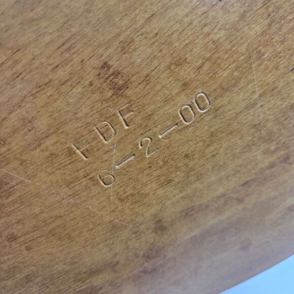 Black & White Marble Dolphin Figurine With Natural Coral Display On Wooden Base - Picture 8 of 11